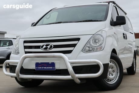 White 2017 Hyundai Iload Van 3S Liftback