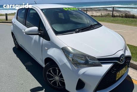 White 2015 Toyota Yaris Hatchback Ascent