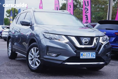Silver 2017 Nissan X-Trail Wagon St-L (4Wd)