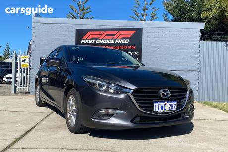 Grey 2016 Mazda 3 Hatchback Maxx
