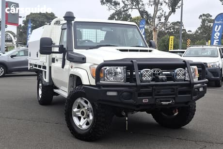 White 2019 Toyota Landcruiser Cab Chassis Gxl (4X4)