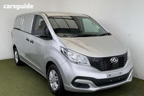 Silver 2025 LDV G10 Van Barn Door