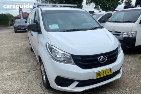 White 2020 LDV G10 Van Barn Door