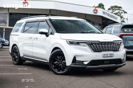 White 2023 Kia Carnival Wagon Special Edition