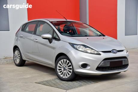 Silver 2013 Ford Fiesta Hatchback Lx
