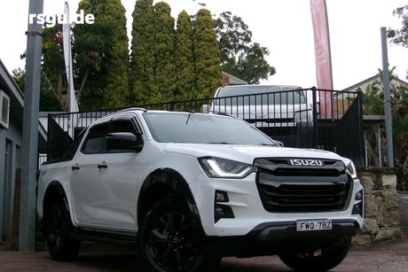 White 2022 Isuzu D-MAX Crew Cab Utility X-Terrain (4X4)