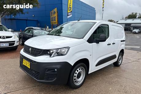 White 2021 Peugeot Partner Van 130 Thp Standard (L1)