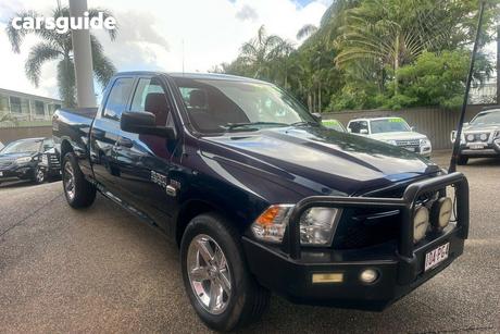 Blue 2019 RAM 1500 Coach Express (4X4)