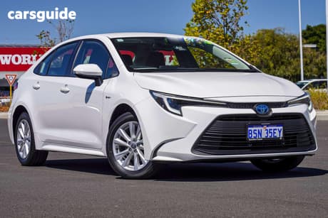 White 2025 Toyota Corolla Sedan