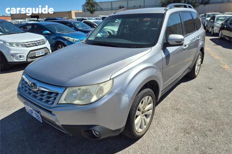 Silver 2011 Subaru Forester Wagon Xs