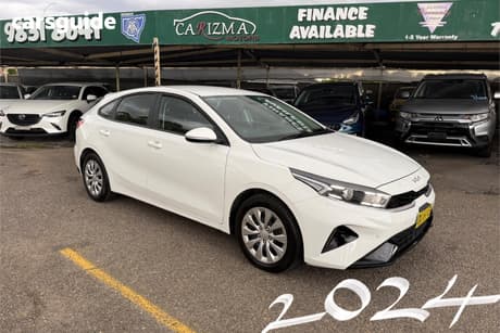 White 2024 Kia Cerato Hatchback S