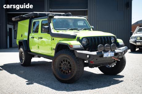 Green 2022 Jeep Gladiator Dual Cab Utility Night Eagle (4X4)