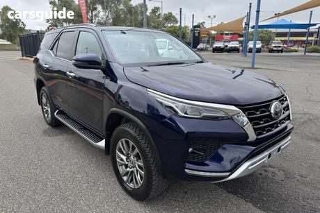 Blue 2022 Toyota Fortuner Wagon Crusade
