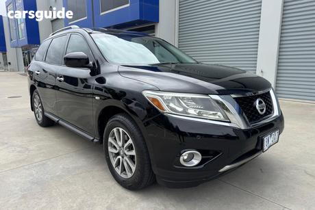 Black 2013 Nissan Pathfinder Wagon St (4X4)
