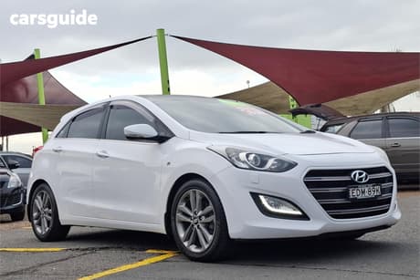 White 2015 Hyundai I30 Hatchback Sr Premium