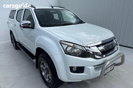 White 2012 Isuzu D-MAX Crew Cab Utility Ls-Terrain Hi-Ride (4X4)