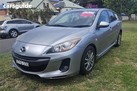 Silver 2012 Mazda 3 Hatchback Maxx Sport