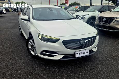 White 2019 Holden Commodore Sportswagon Lt