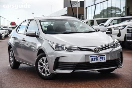 Silver 2018 Toyota Corolla Sedan Ascent