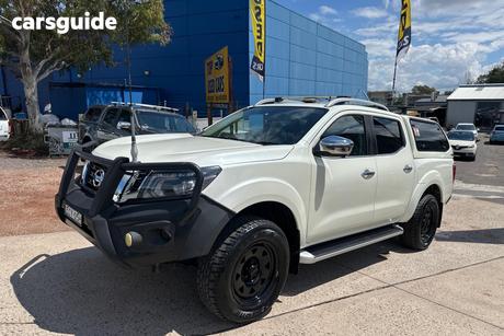 White 2019 Nissan Navara Dual Cab Pick-up St-X (4X4)