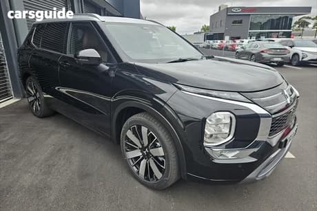 Black 2025 Mitsubishi Outlander Wagon Exceed Tourer 5 Seat (Awd)