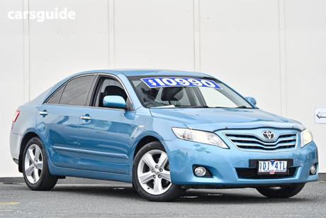 Blue 2010 Toyota Camry Sedan Grande