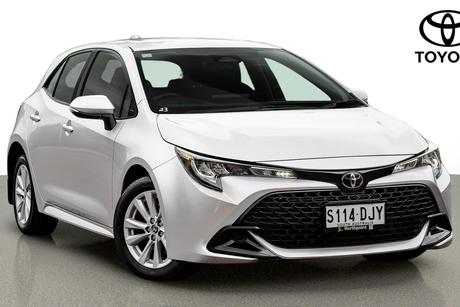 Silver 2022 Toyota Corolla Hatchback Ascent Sport
