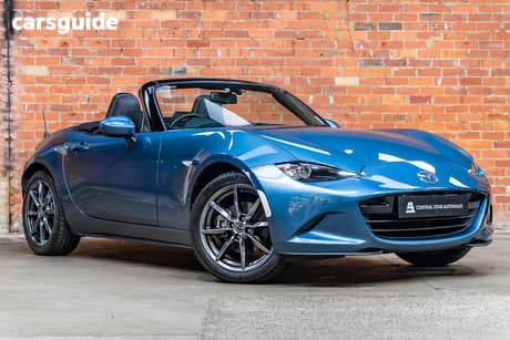 Blue 2016 Mazda MX-5 Roadster Gt