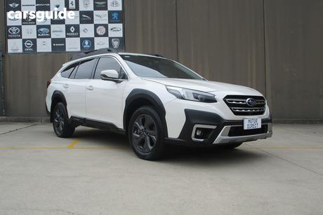 White 2022 Subaru Outback Wagon Awd