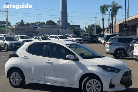 White 2020 Toyota Yaris Hatch X HYBRID