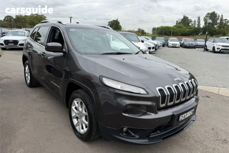 Grey 2014 Jeep Cherokee Wagon Longitude (4X4)