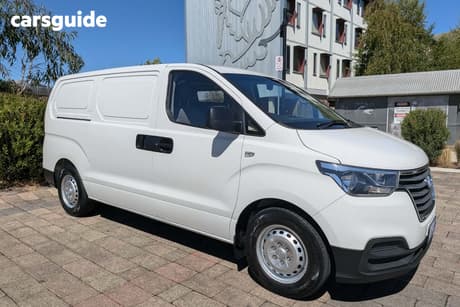 White 2020 Hyundai Iload Van 3S Liftback