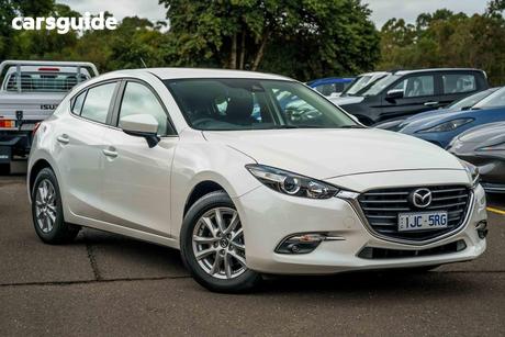 White 2017 Mazda 3 Hatchback Maxx