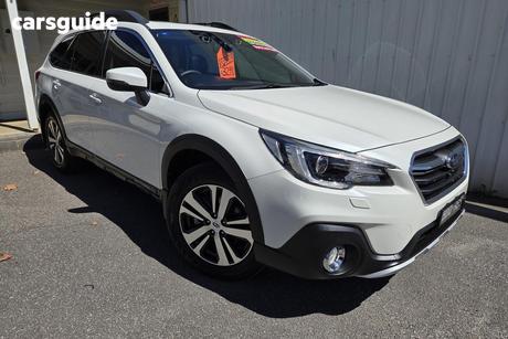 White 2019 Subaru Outback Wagon 2.5I Premium