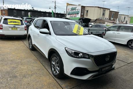 White 2022 MG HS Wagon Core