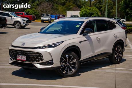 White 2025 MG HS Wagon Essence