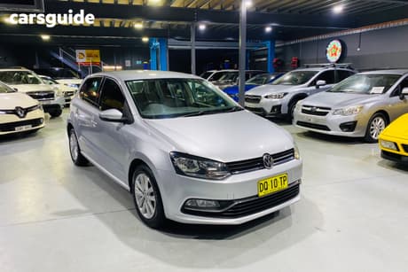 Silver 2015 Volkswagen Polo Hatchback 81 Tsi Comfortline