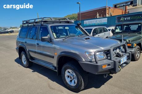 Silver 2004 Nissan Patrol Wagon St (4X4)