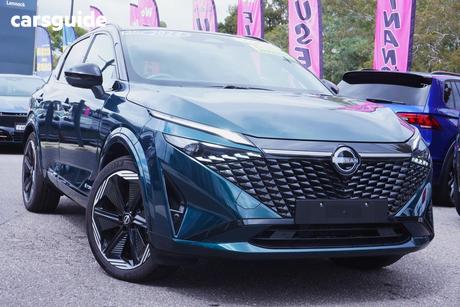 Blue 2024 Nissan Qashqai Wagon N-Design E-Power (Hybrid)