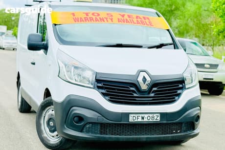 White 2016 Renault Trafic Van Lwb