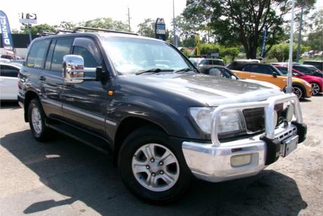 Grey 2004 Toyota Landcruiser Wagon Sahara (4X4)