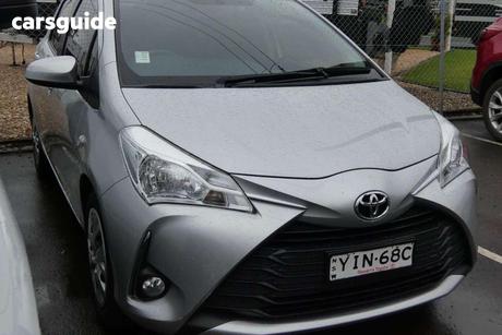 Silver 2018 Toyota Yaris Hatchback Sx