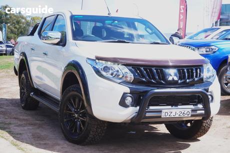White 2017 Mitsubishi Triton Dual Cab Utility Gls (4X4) Sports Edt