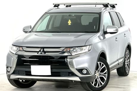 Silver 2016 Mitsubishi Outlander Wagon Ls (4X2)