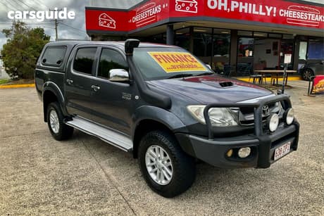 Grey 2011 Toyota Hilux Dual Cab Pick-up Sr5 (4X4)