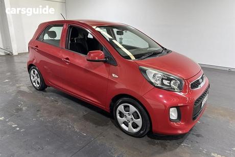 Red 2016 Kia Picanto Hatchback Si