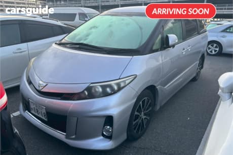 Silver 2012 Toyota Estima Commercial AERAS SIDE LIFT UP