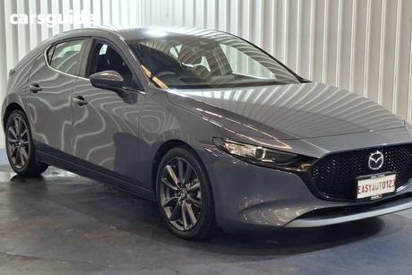 Red 2019 Mazda 3 Hatchback G20 Evolve