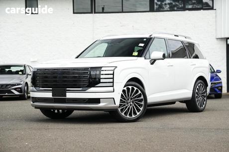 White 2025 Hyundai Palisade Wagon Calligraphy (8 Seat) Hev