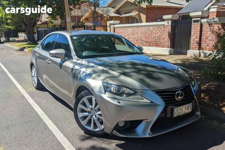 2013 Lexus IS300H Sedan Luxury Hybrid